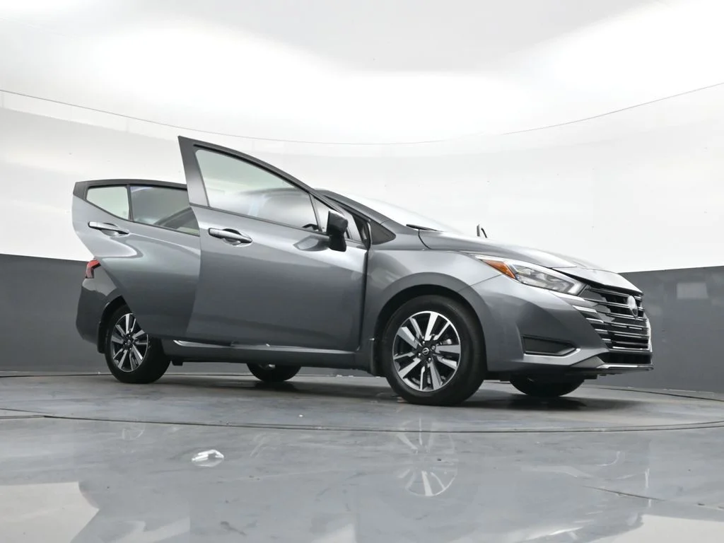Used 2025 Gray Nissan 1.6 SV image 49
