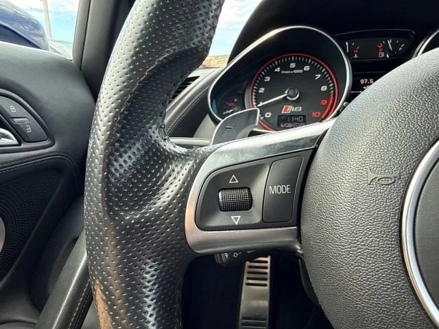 Used 2014 Estoril Blue Crystal Effect Audi V10 image 19