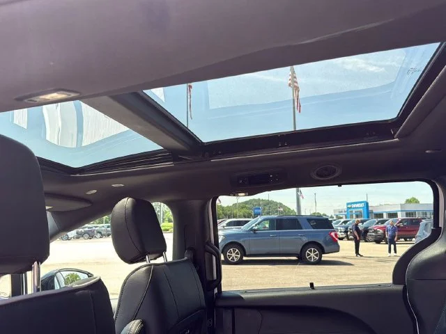 New 2027 White/off-white Chrysler Limited image 5