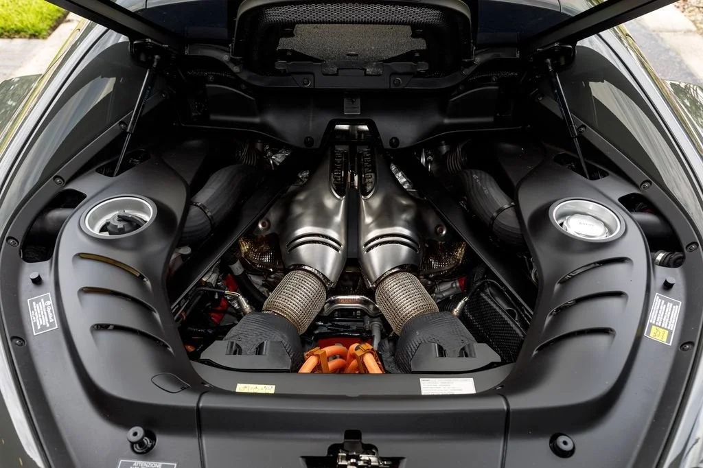 Used 2022 Grigio Scuro Ferrari  image 17