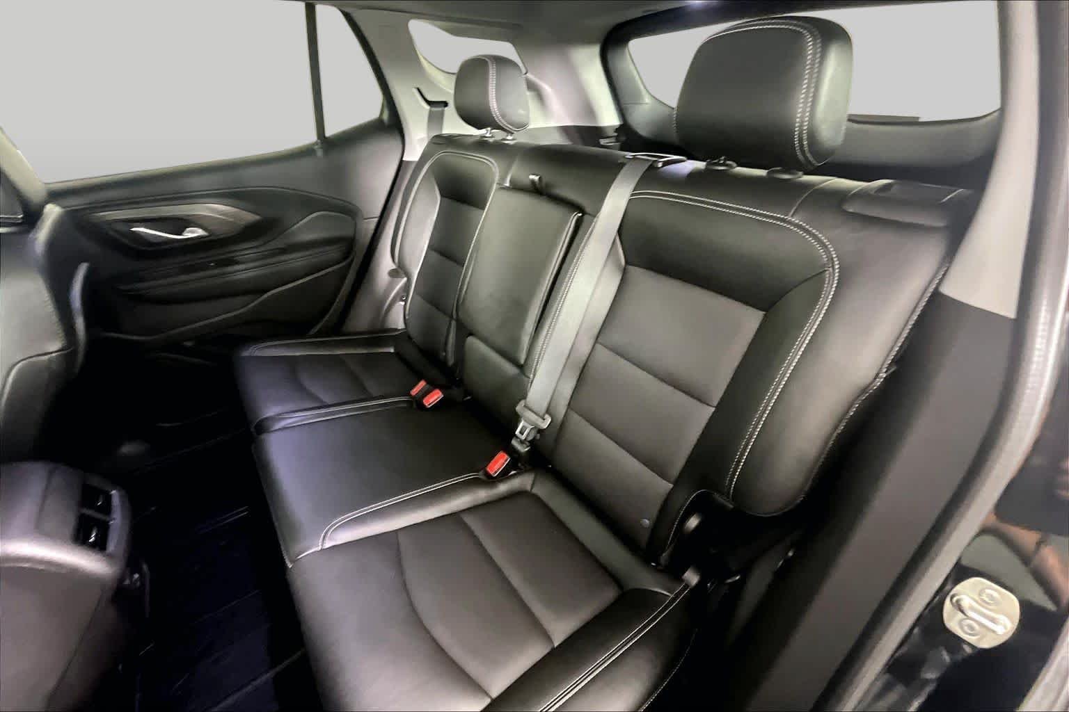 2024 GMC Terrain SLT - Photo 19