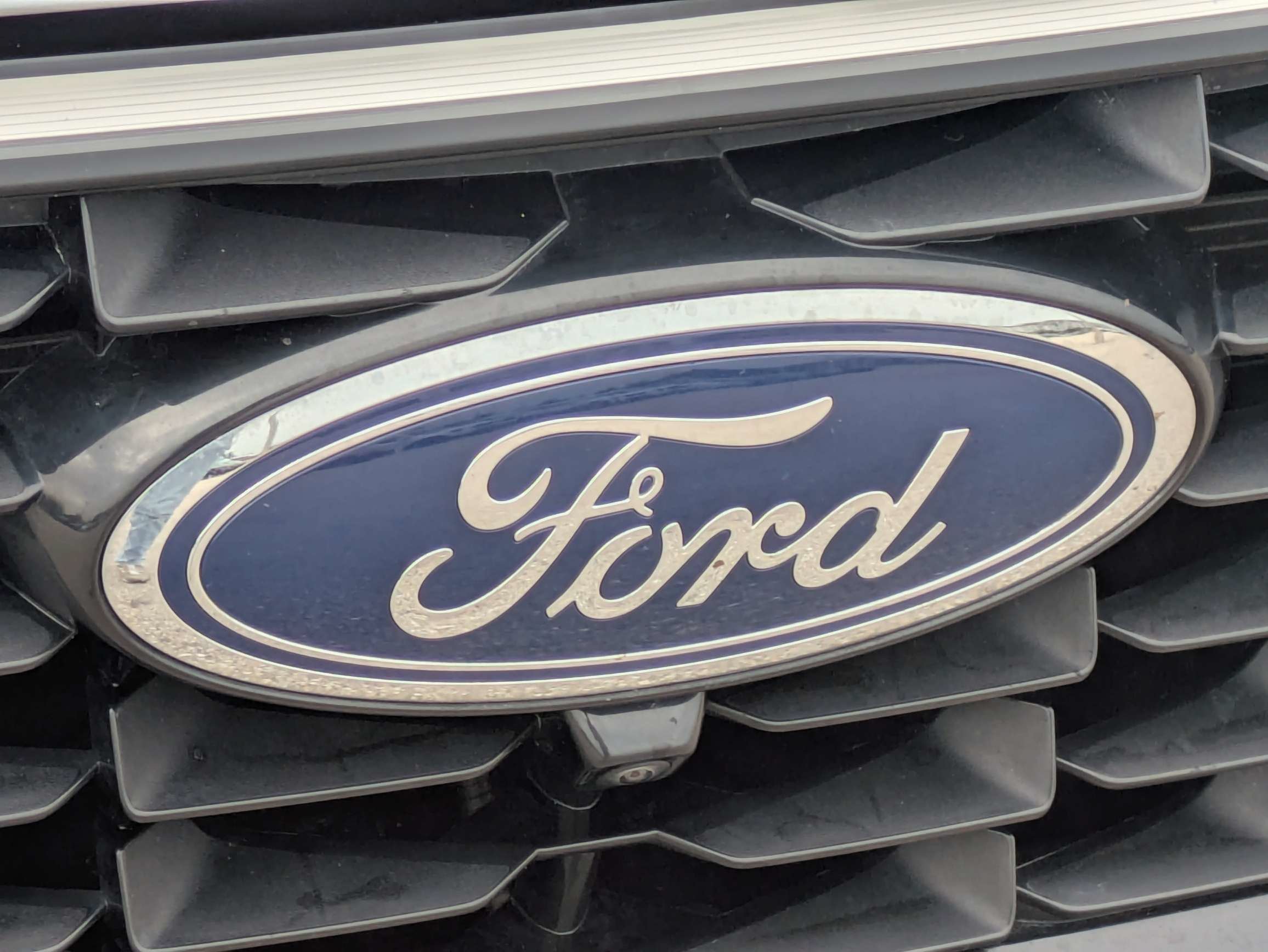 Used 2023 Iconic Silver Metallic Ford Platinum image 13