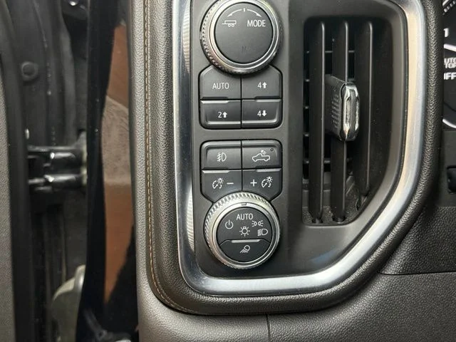 Used 2020 Onyx Black GMC AT4 image 21