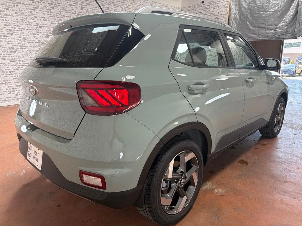 New 2026 Mirage Green Hyundai SEL image 7