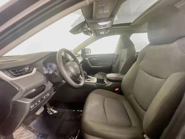Used 2022 Magnetic Gray Metallic Toyota XLE image 17
