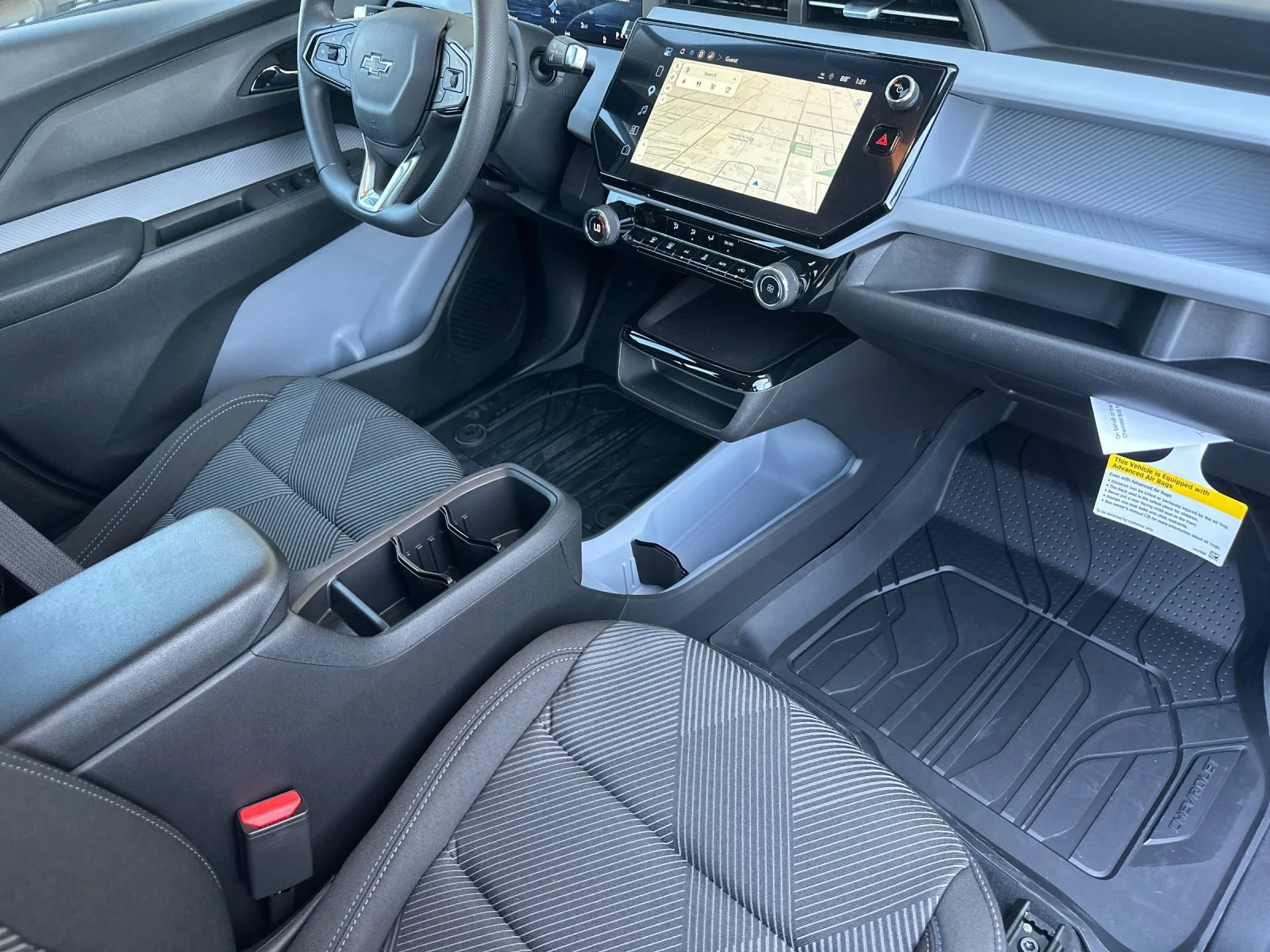 2027 Chevrolet Bolt LT - Photo 16