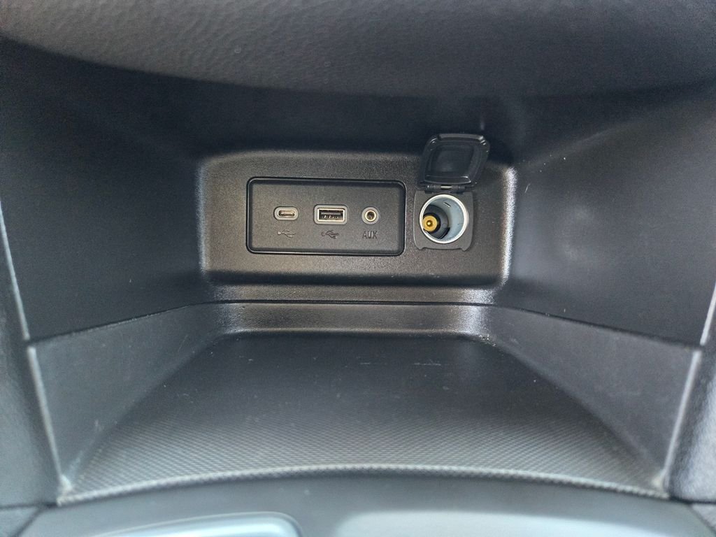 Used 2022 Gray Chevrolet LT image 15