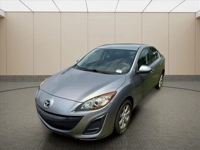Used 2010 Silver Mazda i Touring image 2
