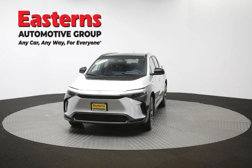 Used 2024 Silver Toyota XLE image 54