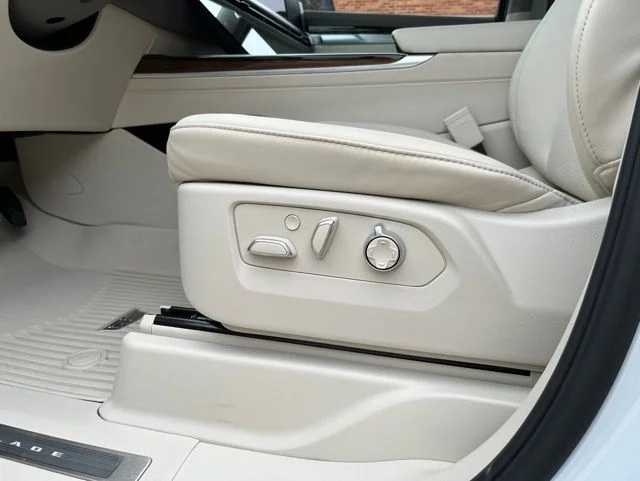 New 2026 White Cadillac Platinum Edition image 14