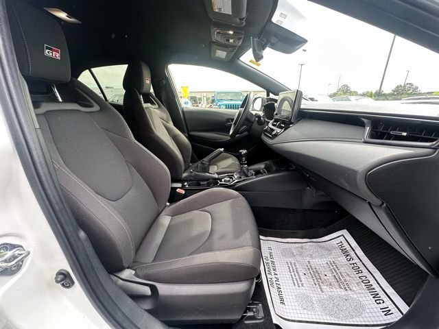 Used 2023 White Toyota Core image 31