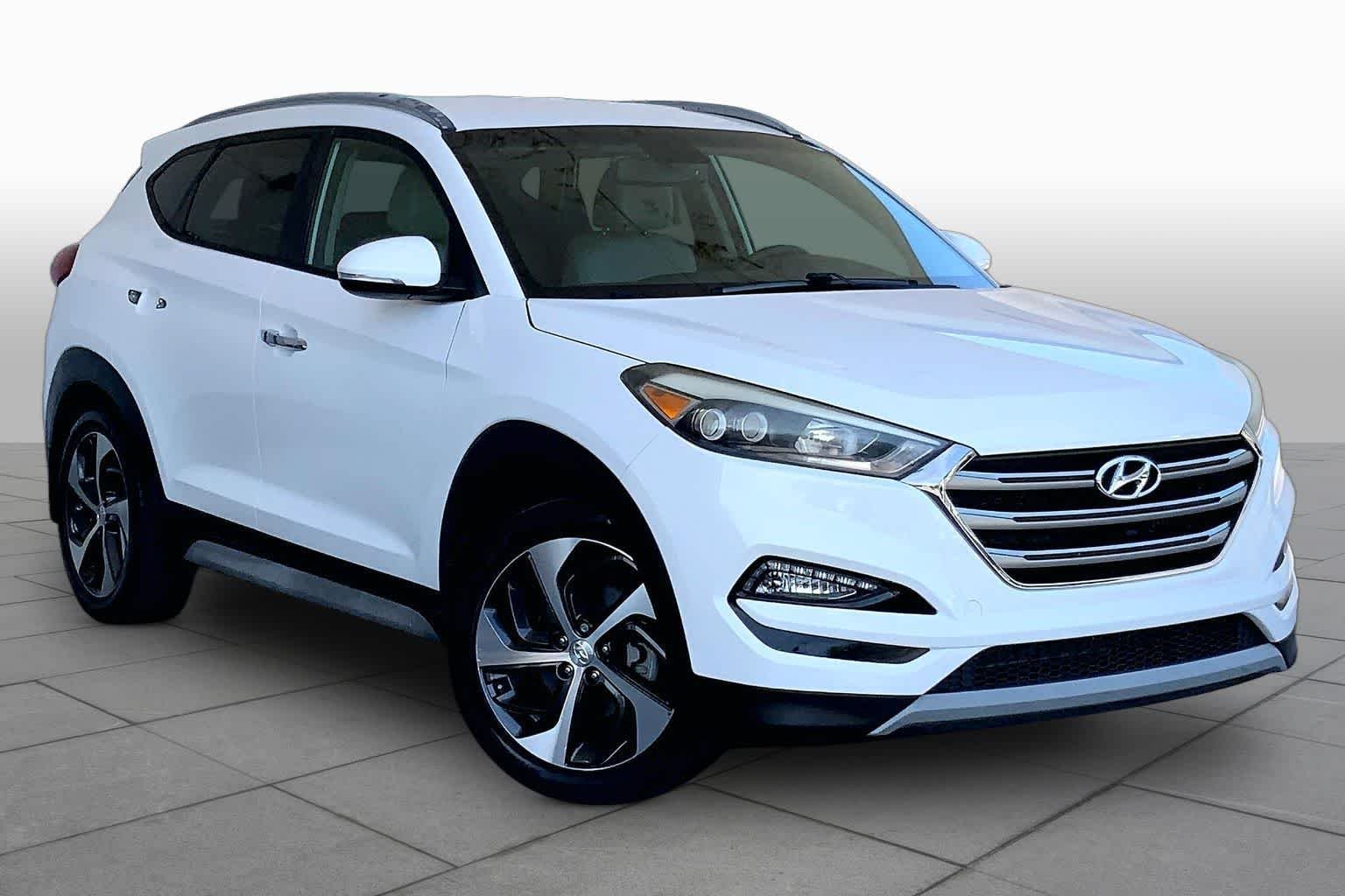 Used 2018 Dazzling White Hyundai Limited image 3
