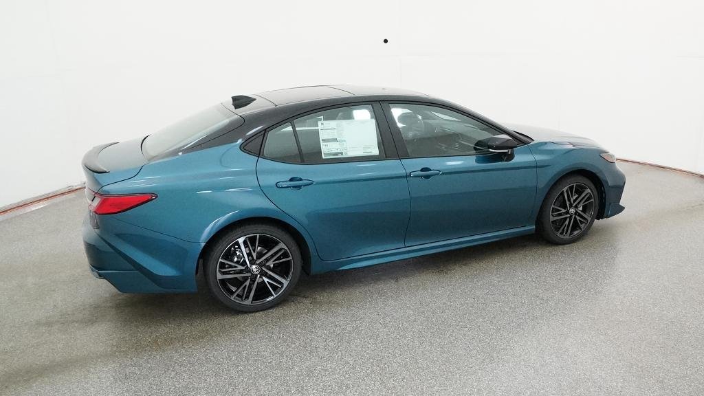 New 2026 Ocean Gem with Midnight Black Metallic roof Toyota XSE image 16