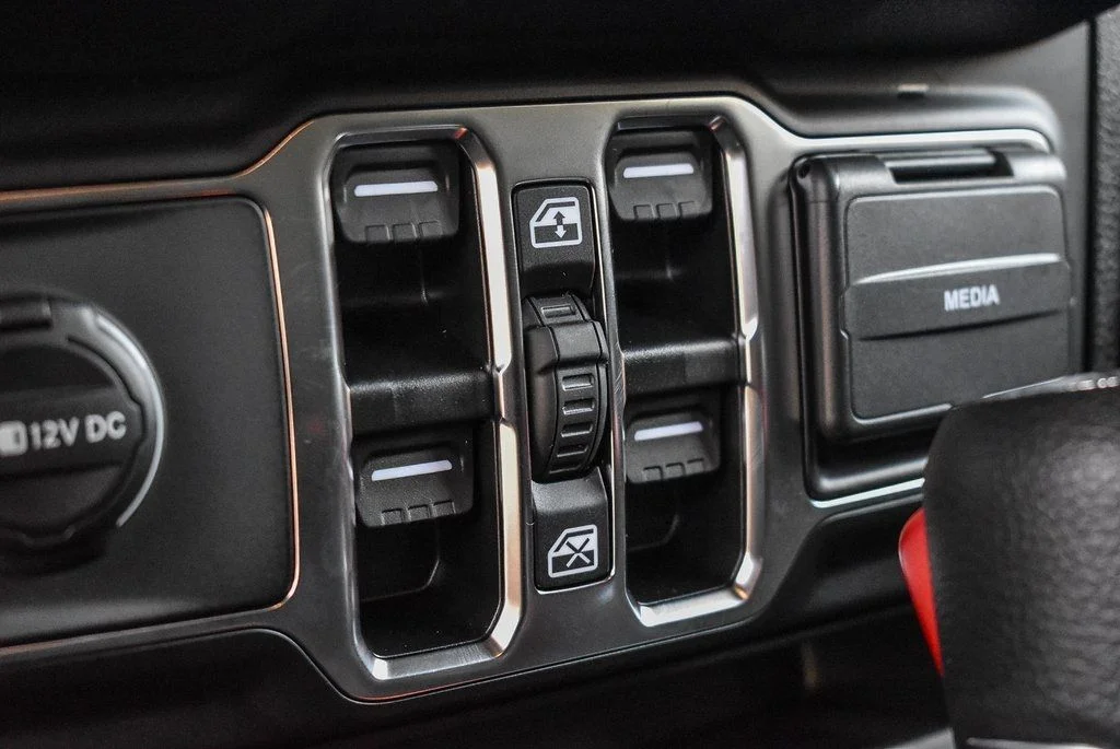 New 2025 Anvil Clearcoat Jeep Sport S 4xe image 20