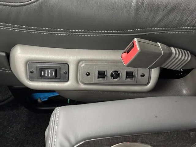 2026 GMC Savana Cargo Work Van - Photo 39