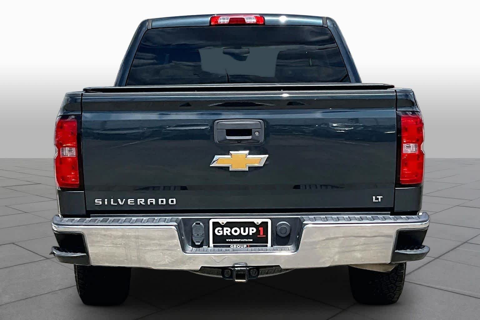 Used 2017 Graphite Metallic Chevrolet LT image 5