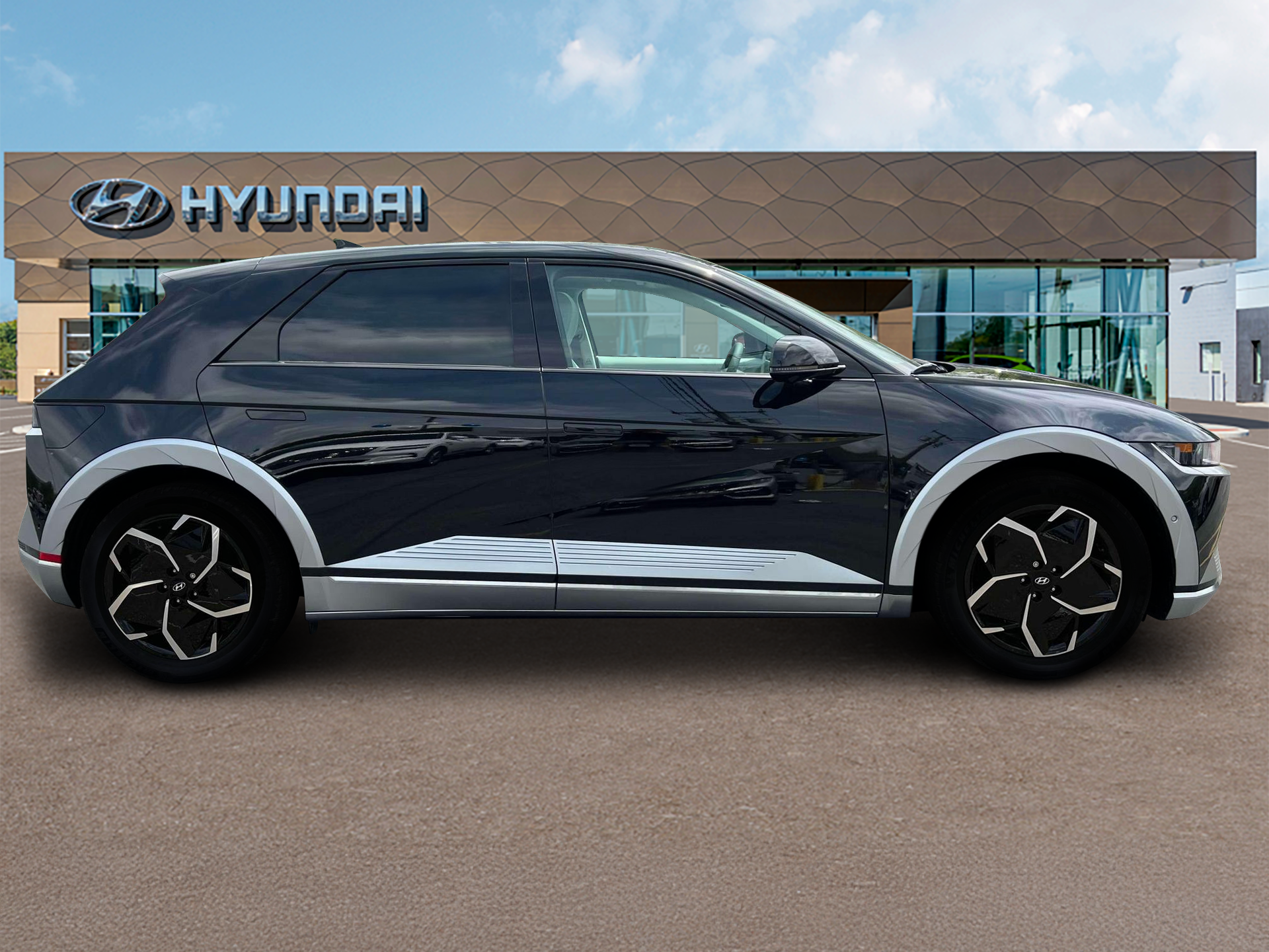 2024 Hyundai IONIQ 5 Limited - Photo 9