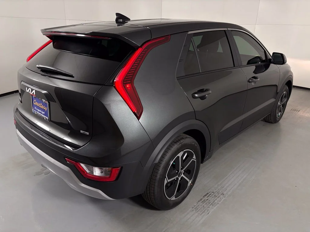 New 2026 Gray Kia LX image 8
