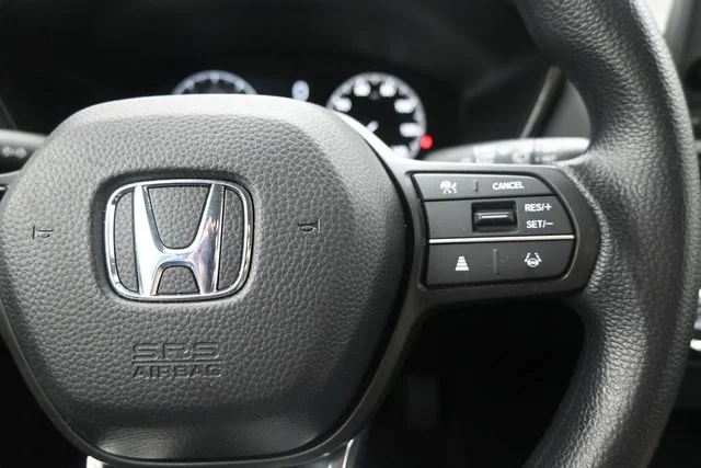 Used 2023 White Honda LX image 25