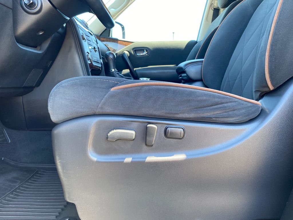 Used 2018 Blue Nissan SV image 14
