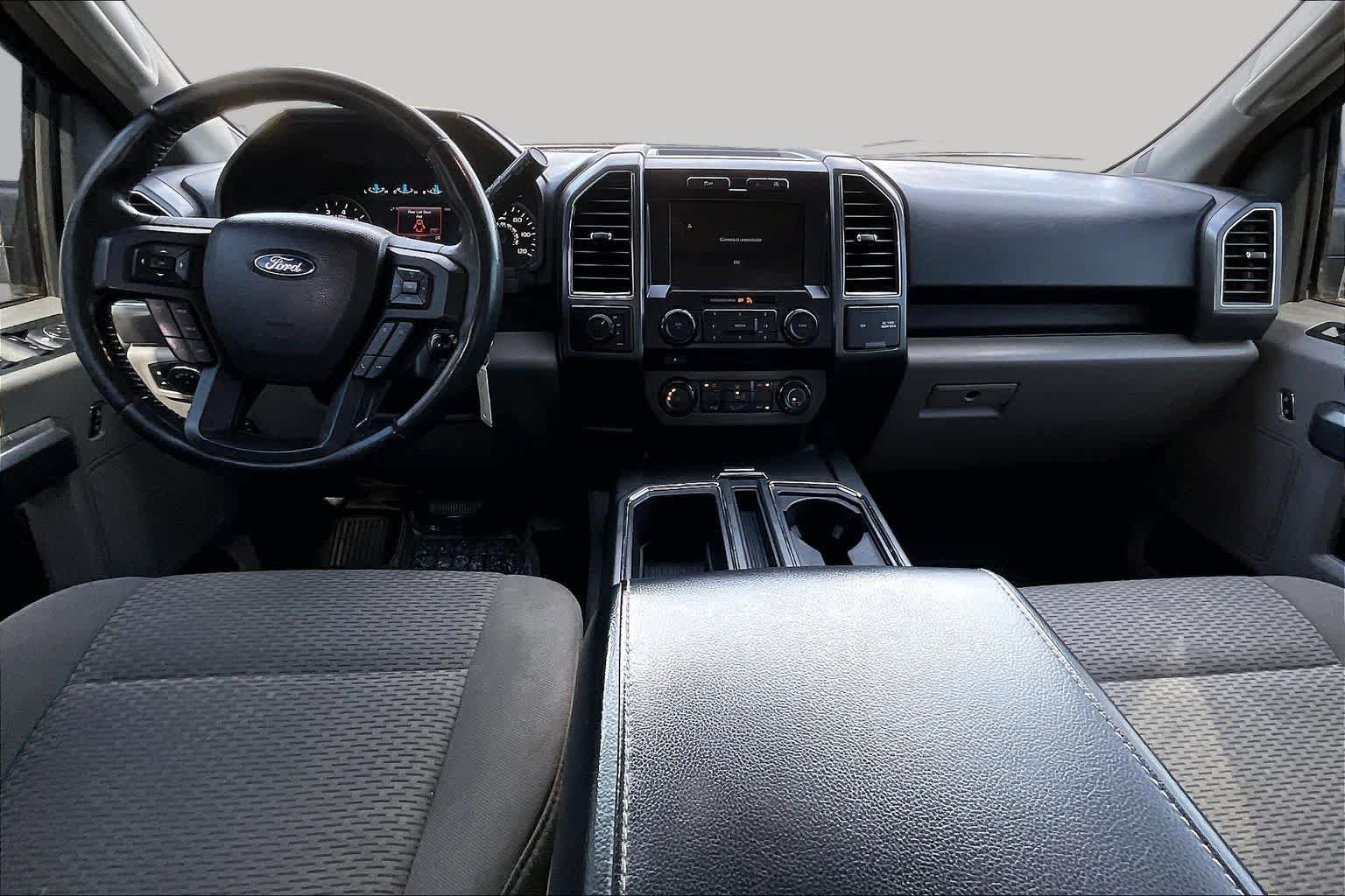 Used 2017 Blue Jeans Metallic Ford XLT image 16