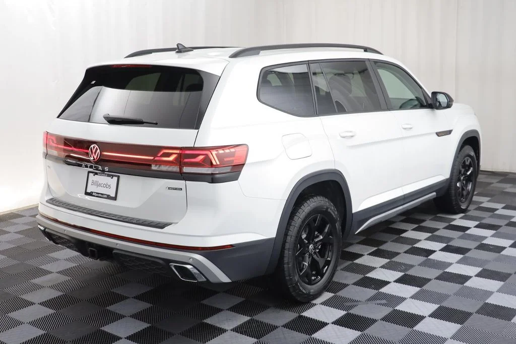New 2026 Opal White Volkswagen 2.0T Peak Edition image 19