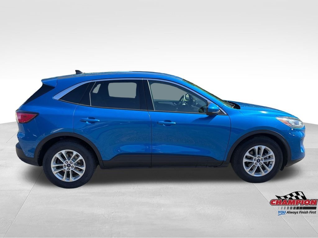 Used 2020 Blue Ford SE image 8