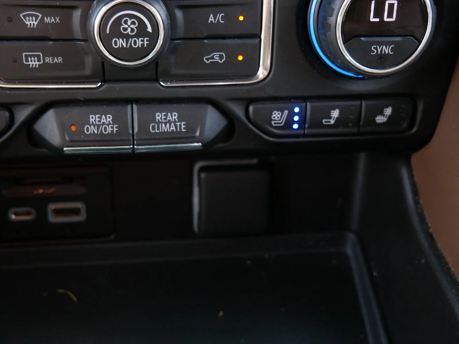 Used 2021 Black Chevrolet High Country image 22