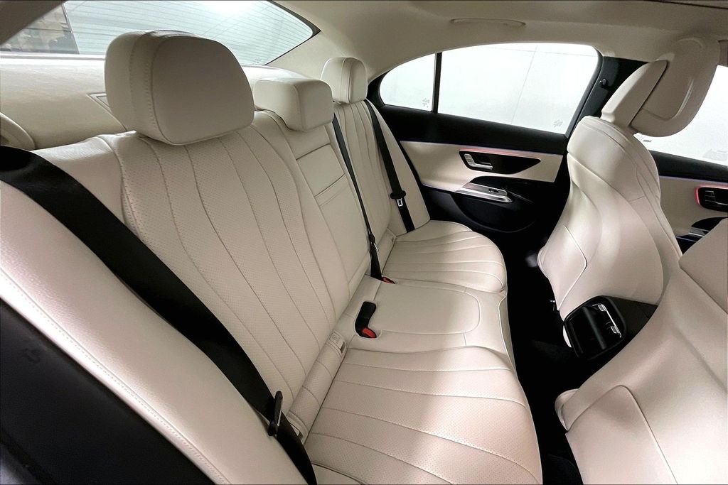 2026 Mercedes-Benz E-Class E350 - Photo 19