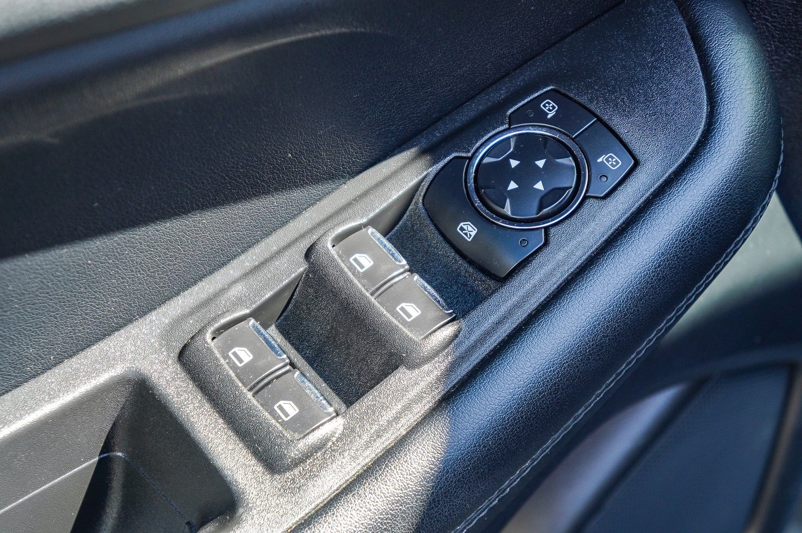 Used 2022 CARBONIZED GRAY M FORD TRUCK SEL image 22
