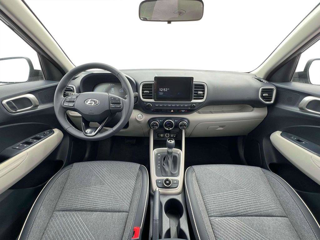 2025 Hyundai Venue Limited - Photo 32