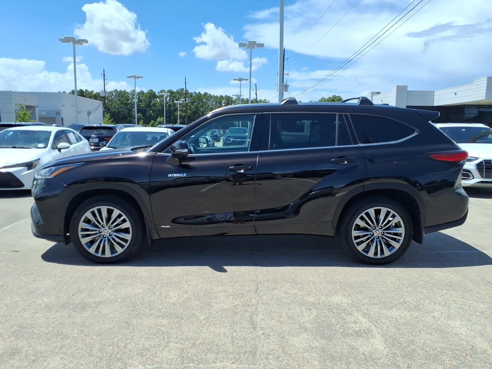 2021 Toyota Highlander Hybrid Platinum Black at Mac Haik CDJR North Houston