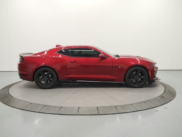 Used 2022 Red Chevrolet SS image 9