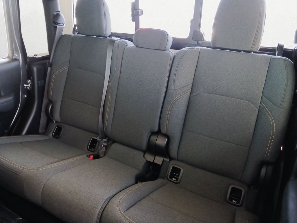 Used 2025 Gray Jeep Nighthawk image 9