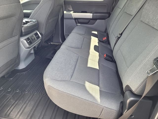Used 2022  Ford XLT image 12