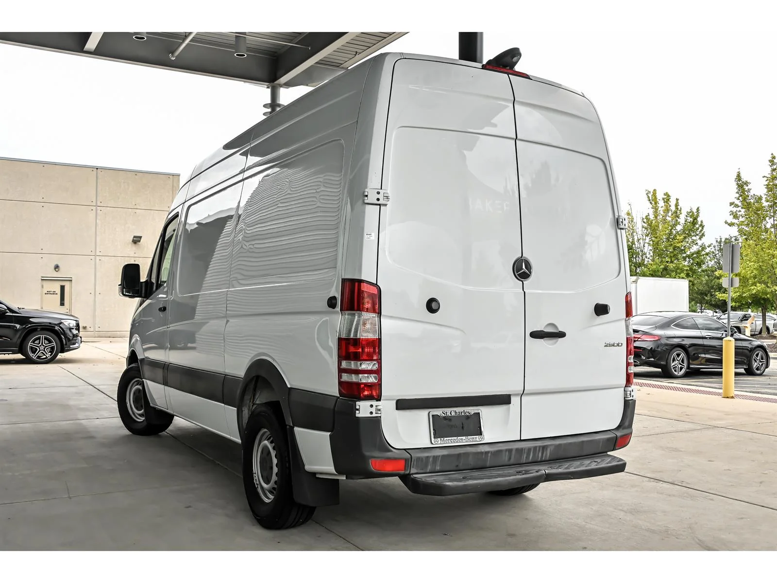 Used 2017 White Mercedes-Benz 2500 image 5