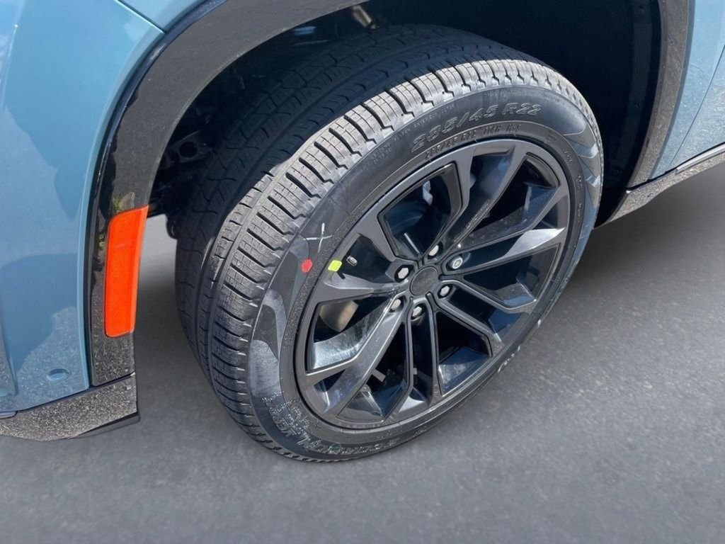New 2026 Steel Blue Exterior Paint Jeep Summit Reserve image 9