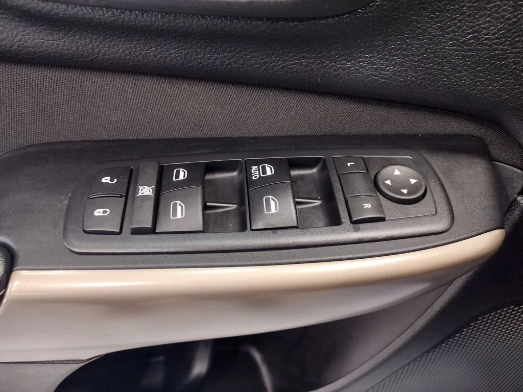 Used 2017 Gray Jeep Sport image 17