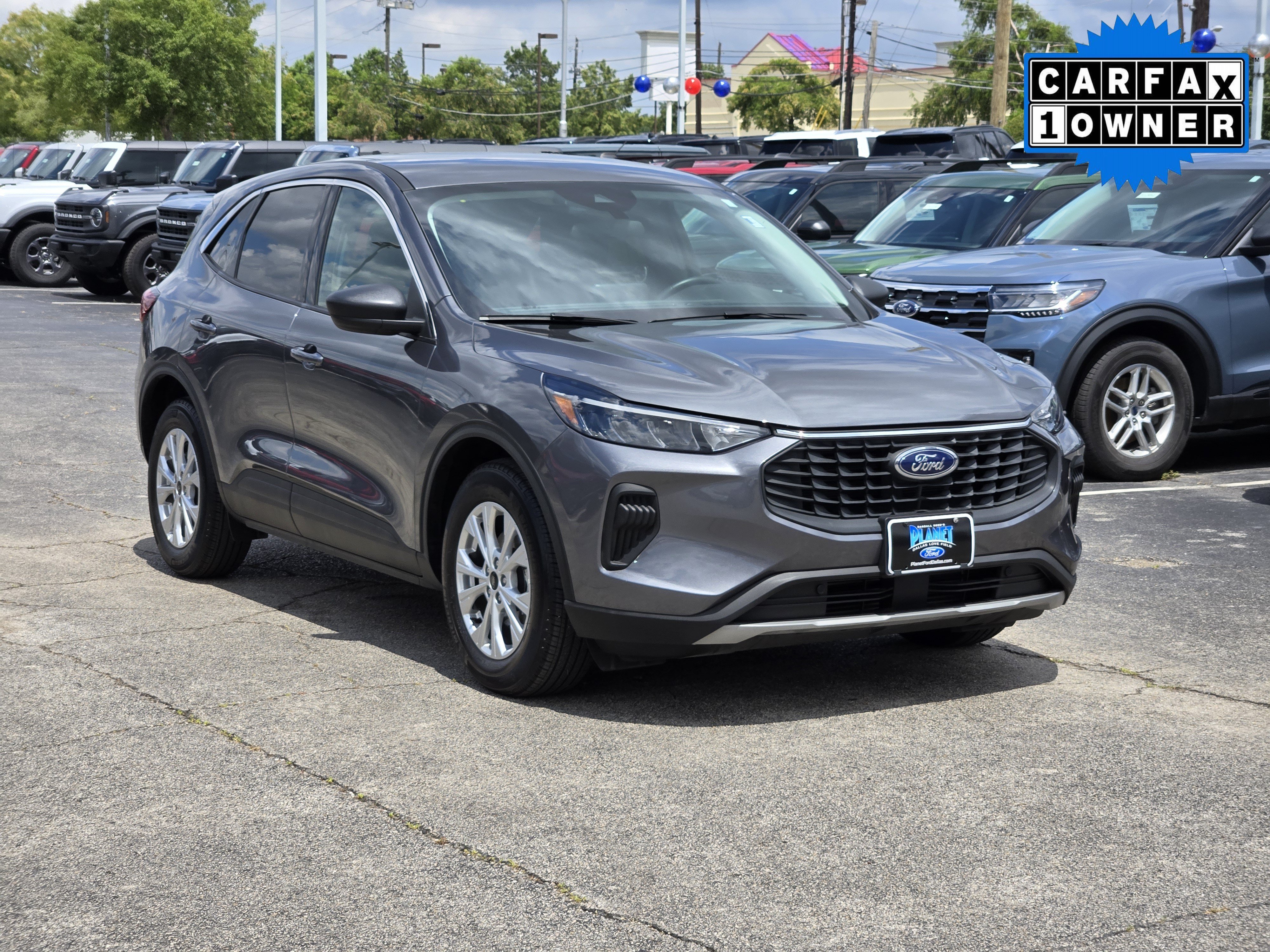 Used 2023 Gray Metallic Ford Active image 3