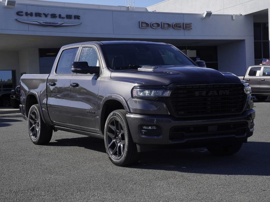 New 2026 Granite Crystal Metallic Clear-Coat Exterior Paint RAM Laramie image 2
