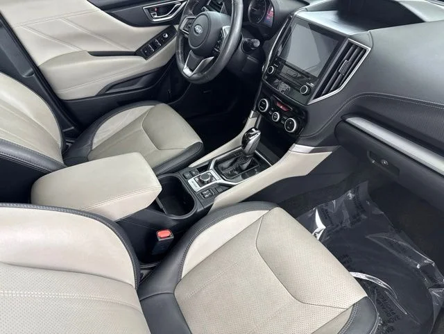 Used 2020 White Subaru Limited image 21