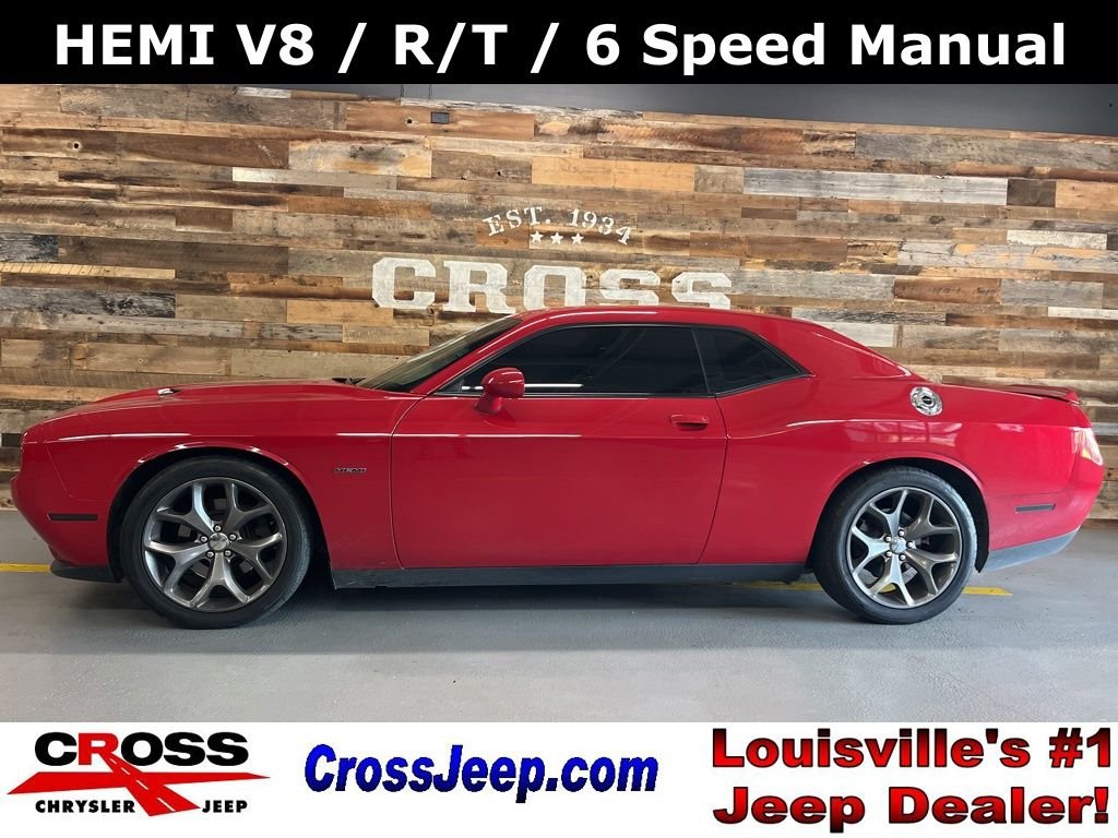 2016 Dodge Challenger R/T's photo