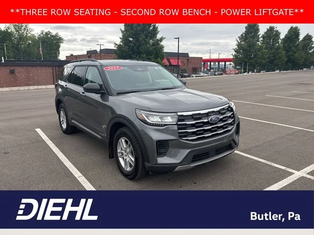 2025 Ford Explorer Active