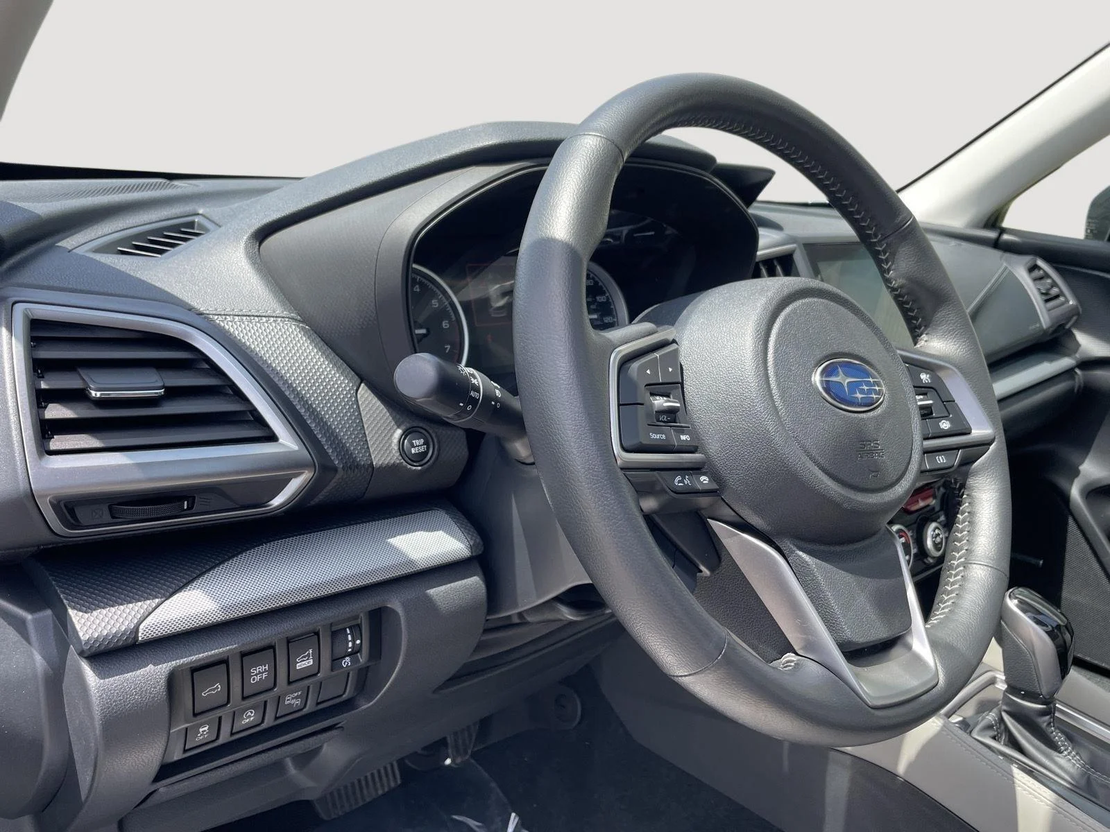 Used 2020 Horizon Blue Pearl Subaru Limited image 20