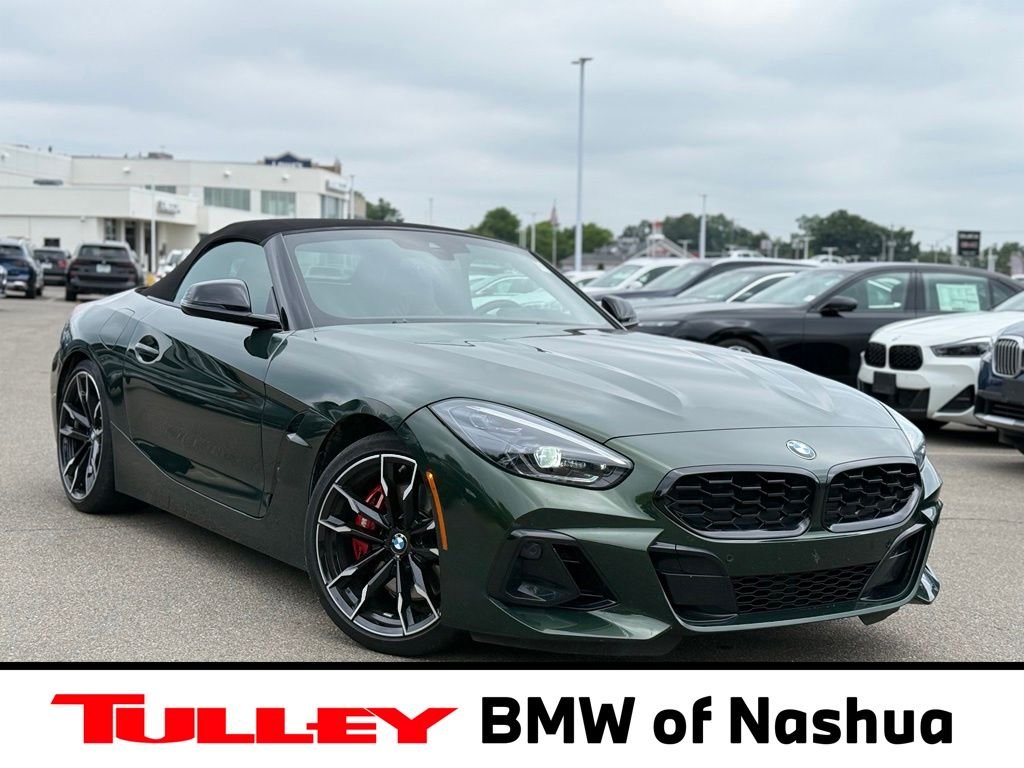 Used 2026 San Remo Green Metallic BMW sDrive M40i image 1