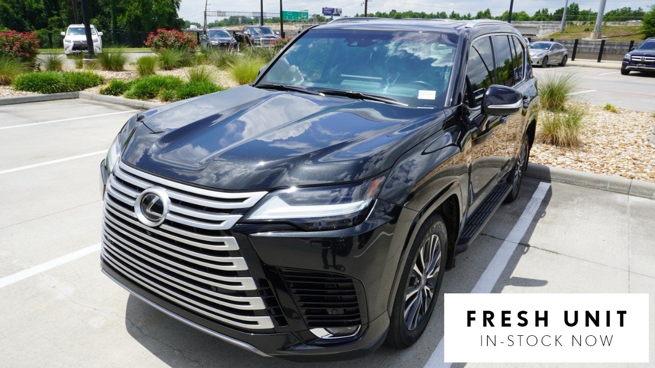 2024 Lexus LX 600 600 Premium's photo