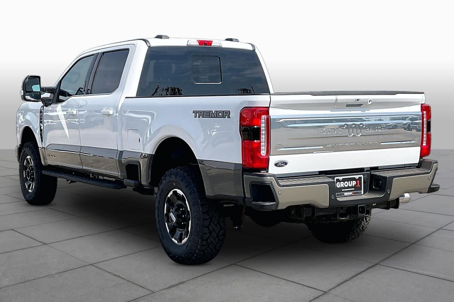 New 2026 Star White Metallic Tri-Coat Ford F-250® King Ranch® image 12