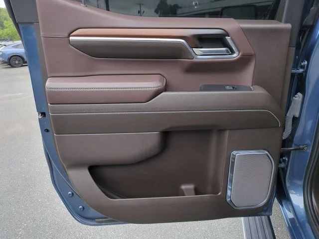 Used 2024 Blue GMC Denali image 29