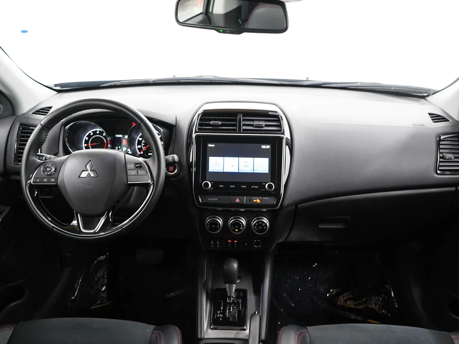 Used 2024 Black Mitsubishi SE image 13
