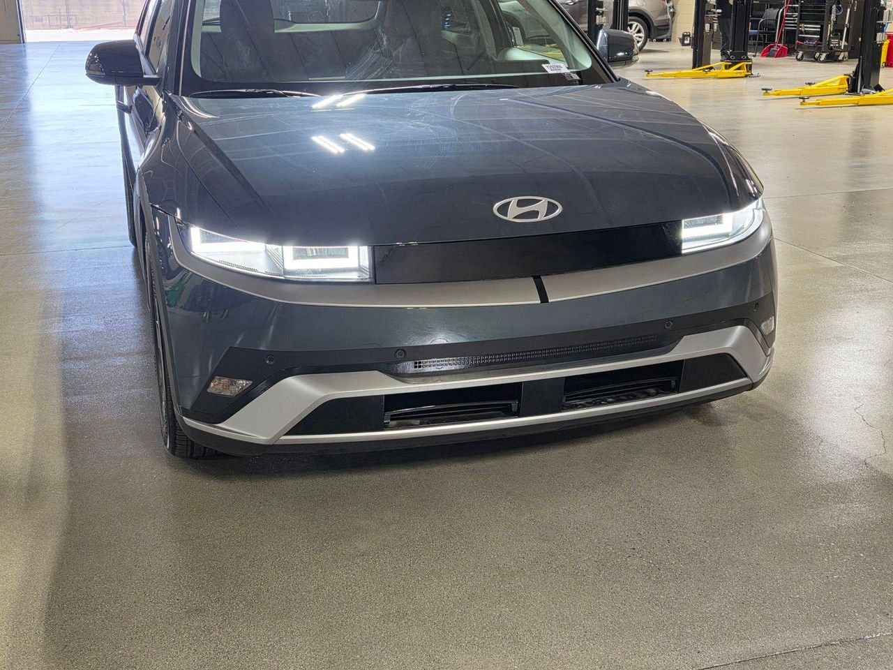 New 2026 Digital Teal Hyundai SEL image 9